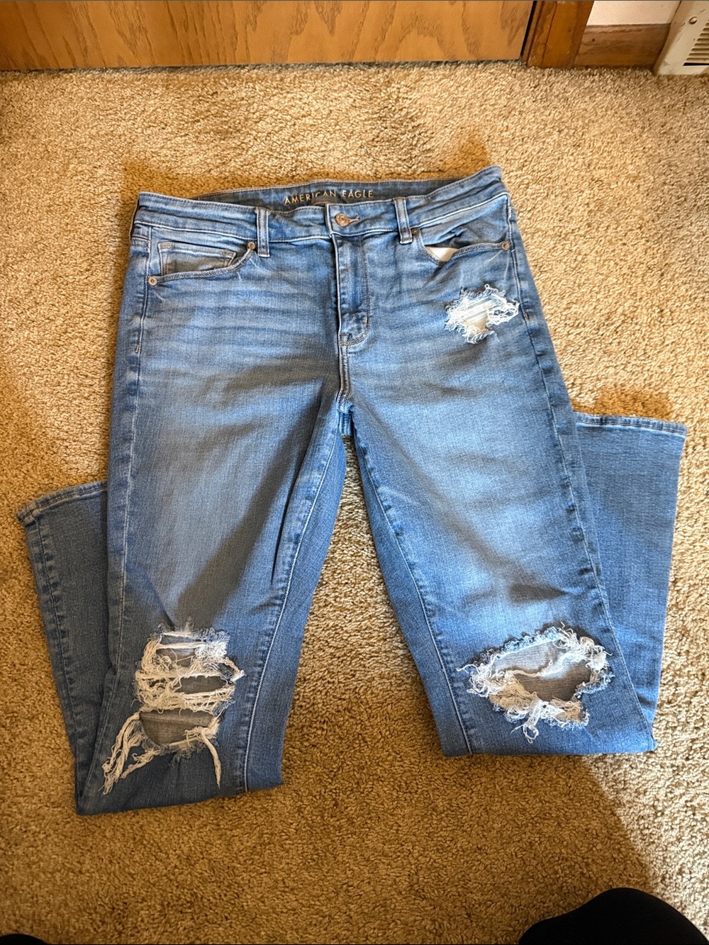 American Eagle Outfitters Light Blue Ripped Skinny Jeans